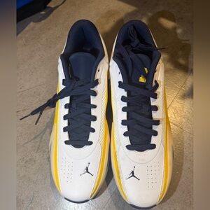 SIGNED Jordans, brand new shoes from Nimari Burnett university of Michigan.